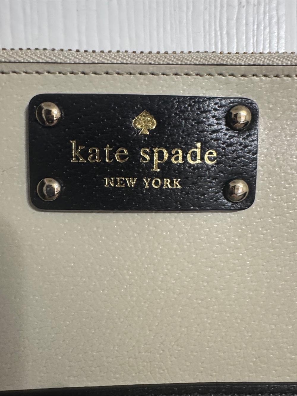 kate spade Black and White Two-Tone Tote with Matching Wristlet - Picture 9 of 13